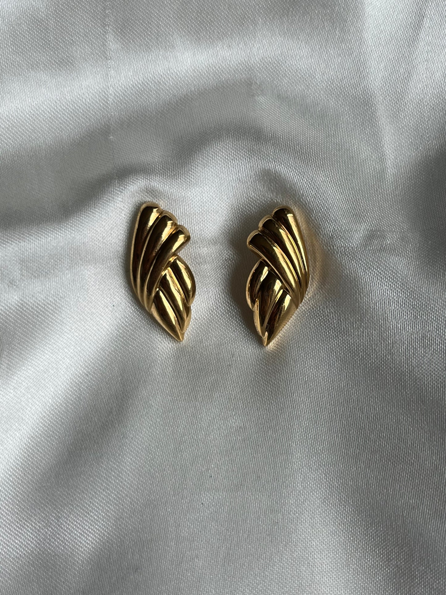 Vintage Mini Angel Wings