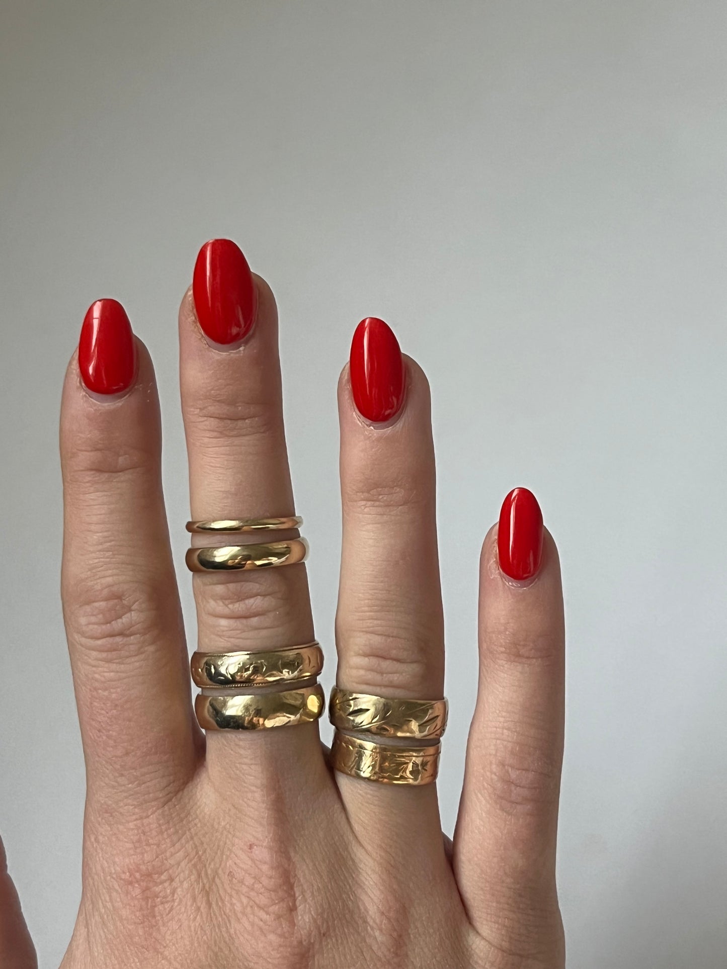Vintage 14K Solid Gold Unique Band