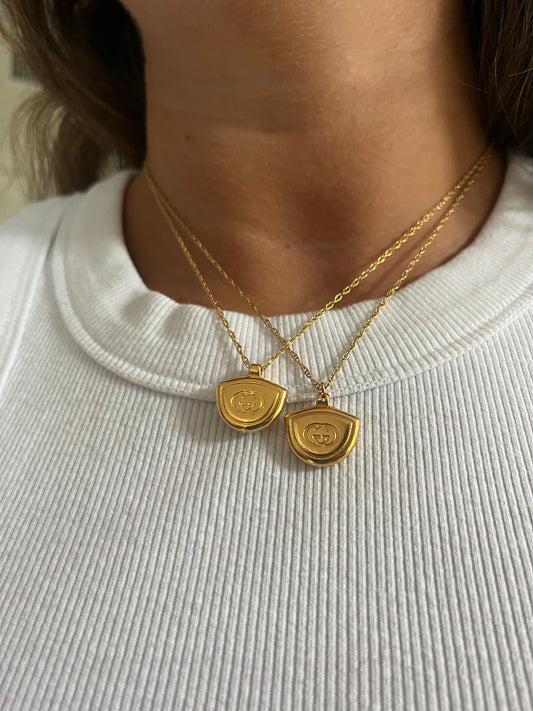 Vintage Gucci Interlocking GG Necklace
