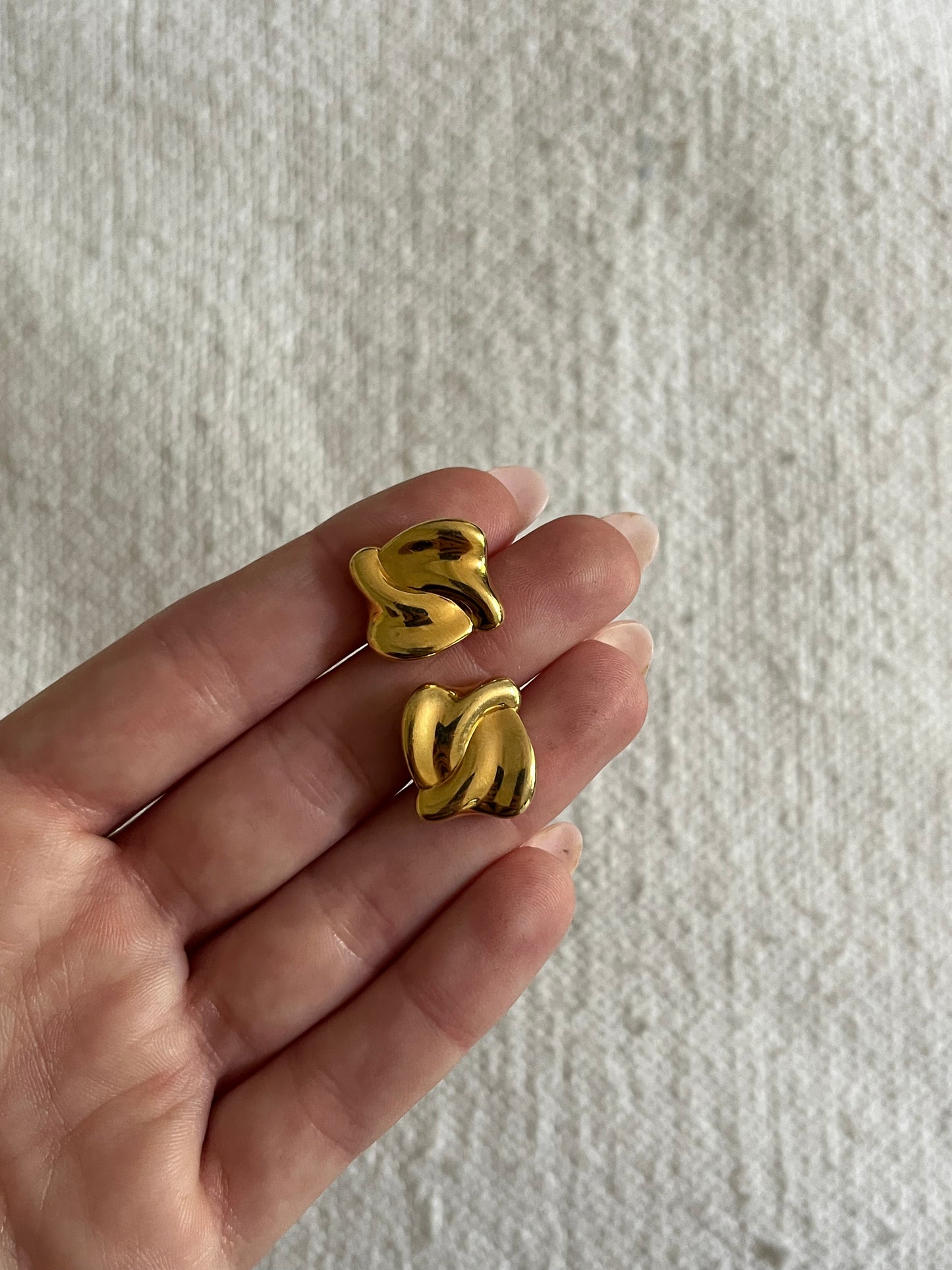 Vintage Mini Wavy Earrings