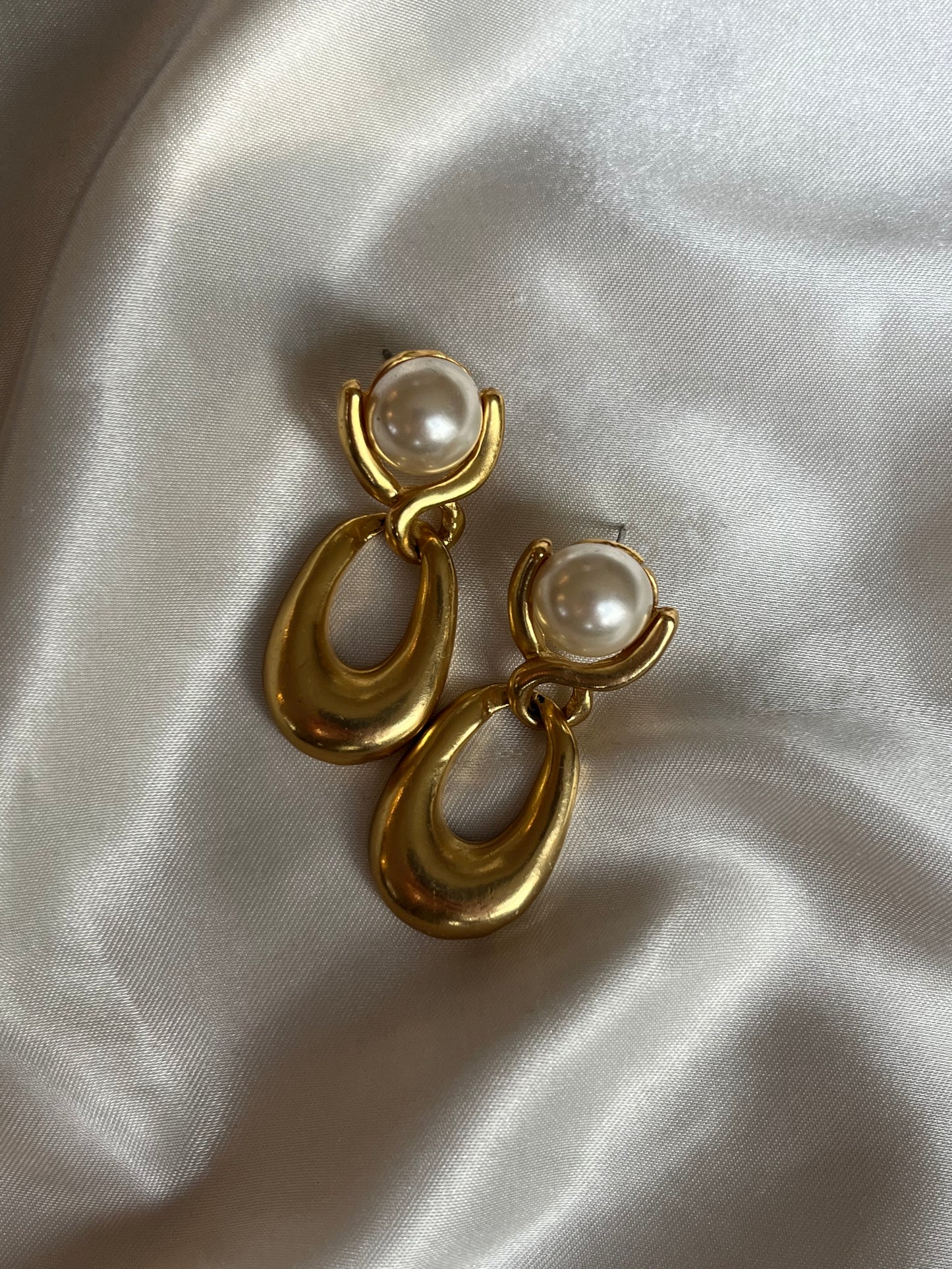 Vintage Pearl & Gold Drop Earrings
