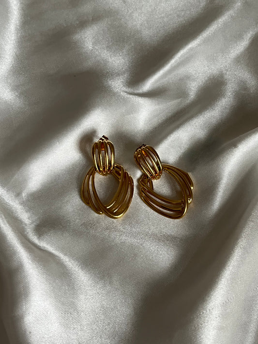 Vintage 1980s Monet Dangle Drop Earrings