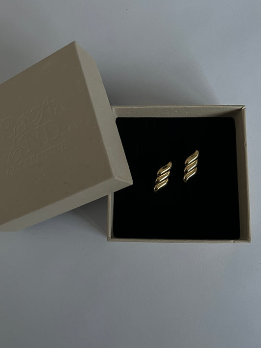 Vintage Mini Croissant Earrings