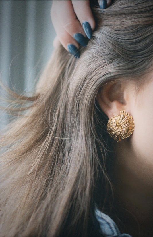 Vintage Chunky Gold Tone Swirl Earrings